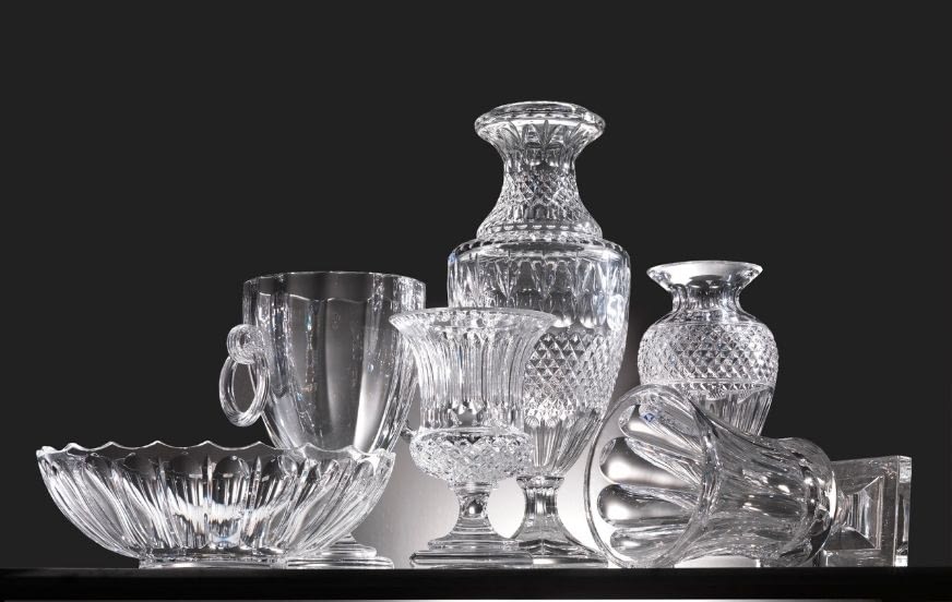 Glass and Crystal: Differences and Types of Use